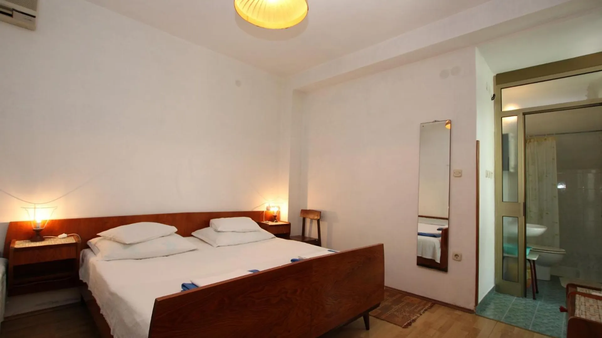 Guest house Vintage Rooms & Apartments Porec